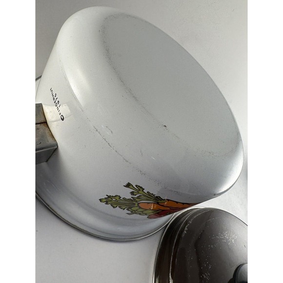 Finger Hut Vintage Enamel 8” Sauce Pan 2 Lid 1975 Vegetable Design - Picture 8 of 12